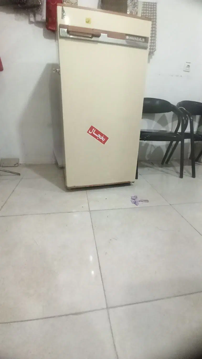 یخچال هفت فوت ازمایش|یخچال و فریزر|قروه, |دیوار