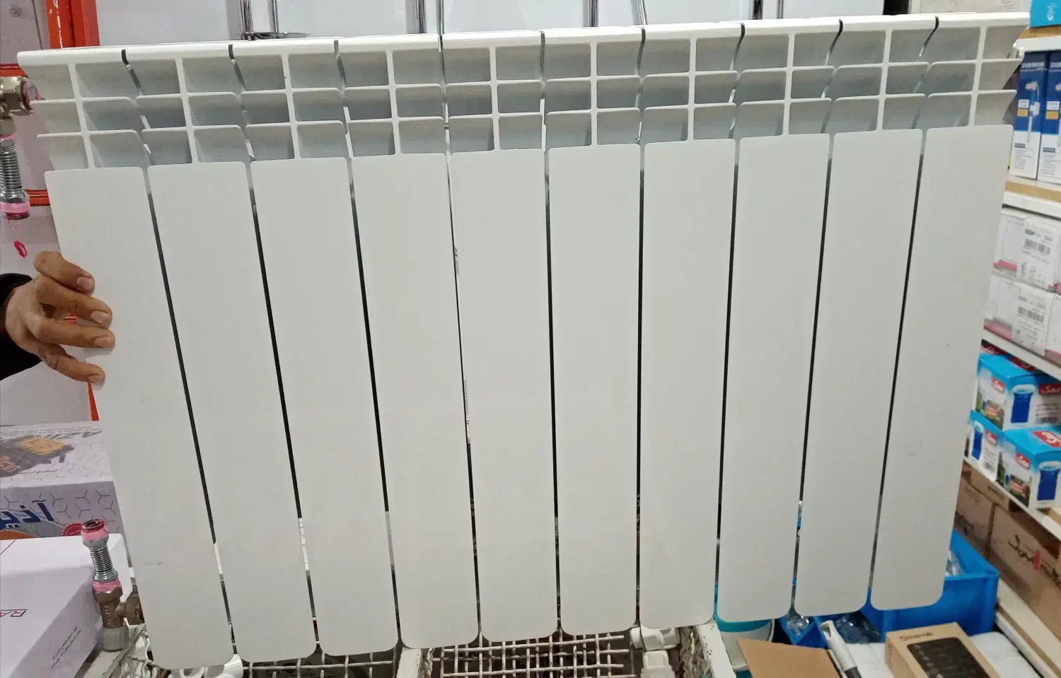 رادیاتور 10 پره آلمینیومی ایران رادیاتور|آبگرمکن، پکیج، شوفاژ|مهاباد (آذربایجان غربی), |دیوار
