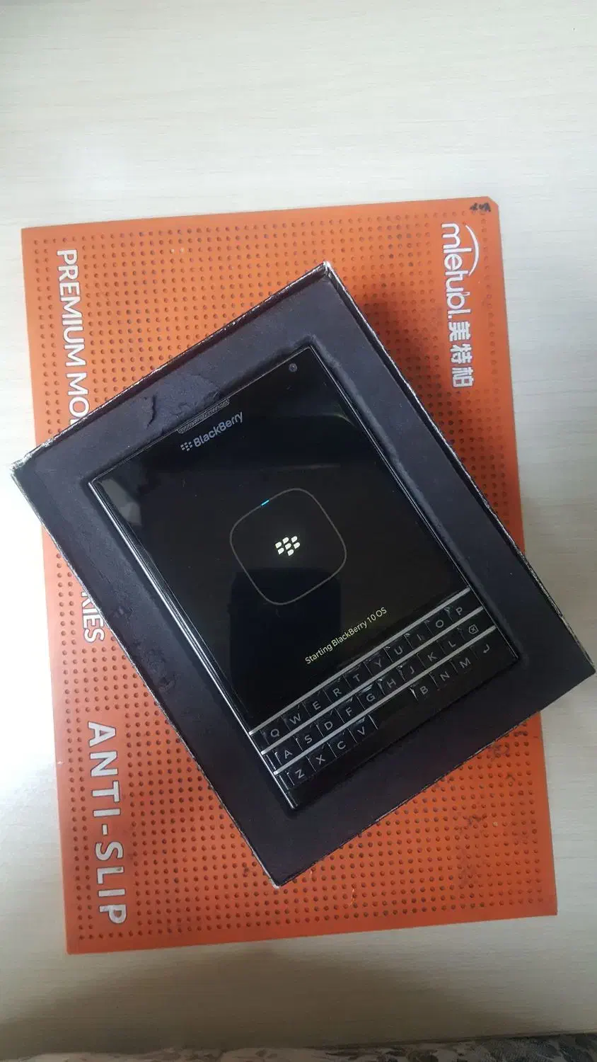 بلک بری پاسپورت Black berry|موبایل|تهران, هفت حوض|دیوار