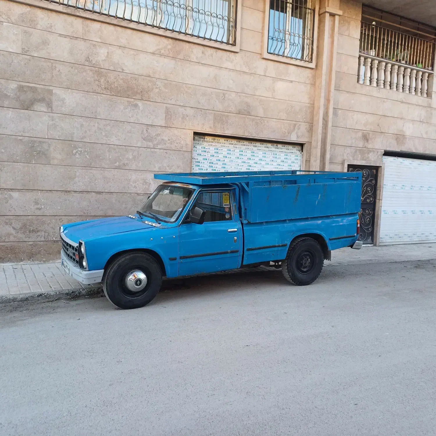 نیسان مدل ۸۳ دوگانه سوز|خودرو سواری و وانت|کرمانشاه, |دیوار