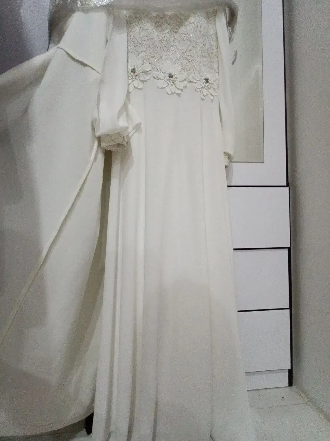 لباس مجلسی|لباس|قزوین, |دیوار