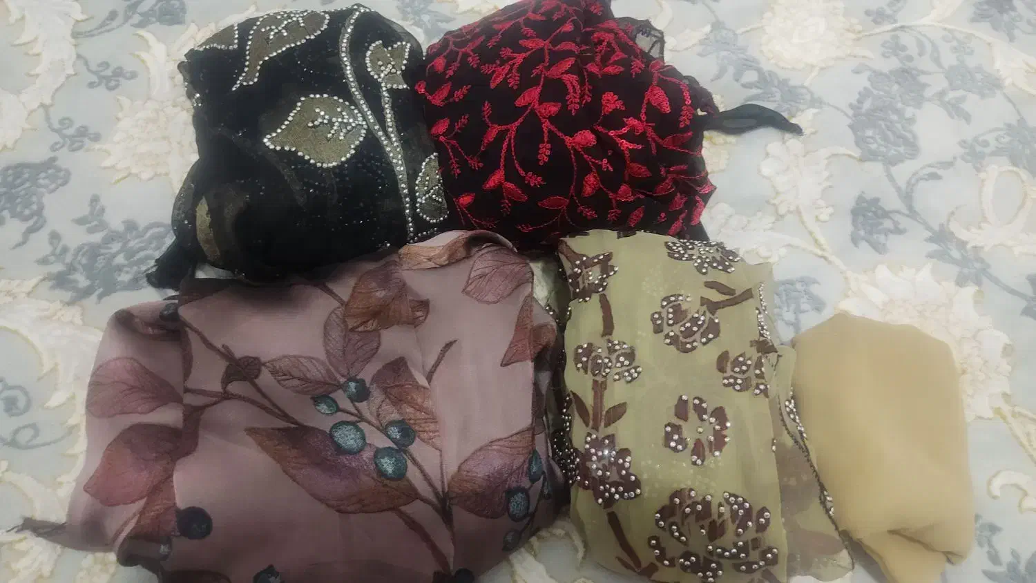 لباس مجلسی|لباس|جوانرود, |دیوار