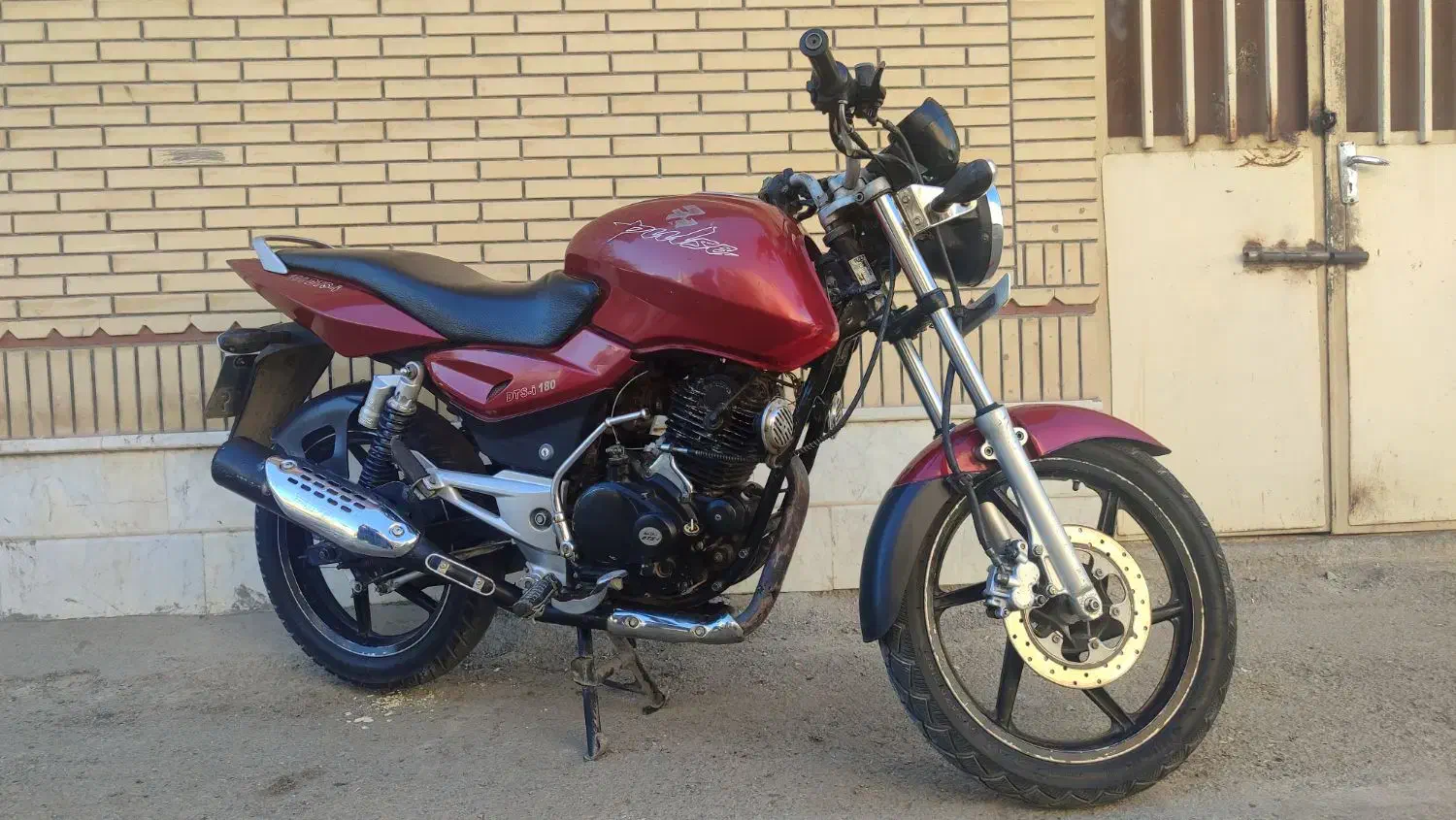 پالس ۱۳۸۹ تمیز و مرتب ،مدارک کامل به غیر کارا سوخت|موتورسیکلت|تربتحیدریه, رجایی|دیوار