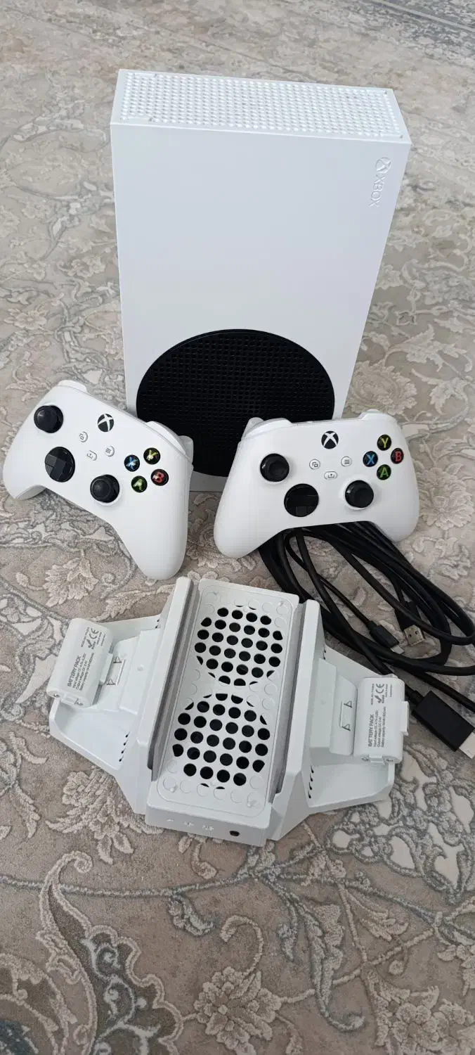 xbox سری s|کنسول، بازی ویدئویی و آنلاین|سیرجان, |دیوار