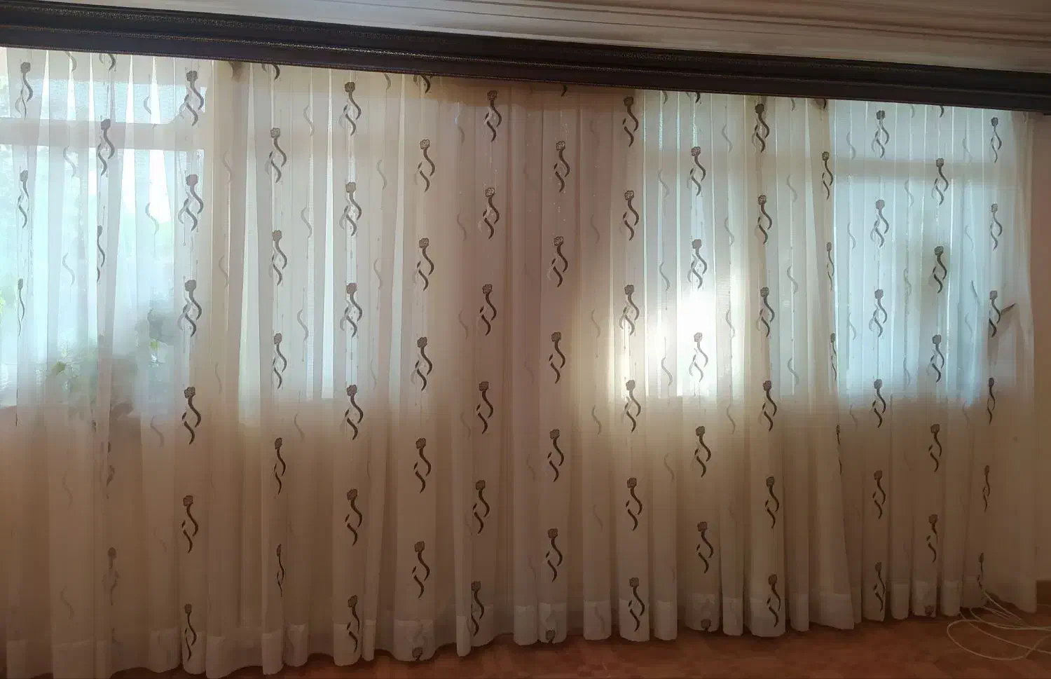 پرده پذیرایی|پرده، رانر، رومیزی|رشت, آتشگاه|دیوار