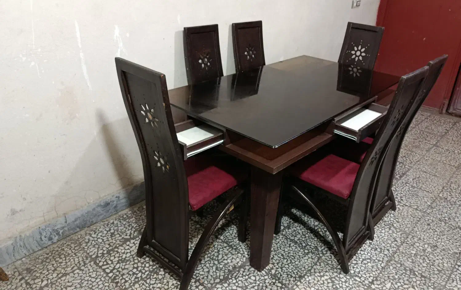 میز نهار خوری ۶نفره|میز و صندلی غذاخوری|الشتر, |دیوار