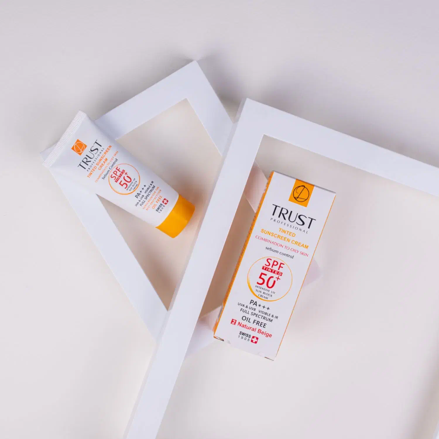 فروش عمده و تکی محصولات آرایشی و بهداشتی تراست|آرایشی، بهداشتی، درمانی|بروجرد, |دیوار