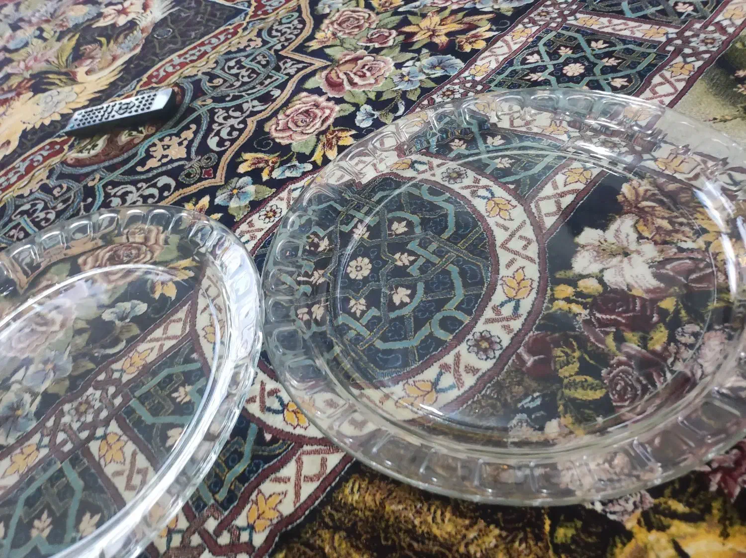 تعدادی ظرف پریکس در حد نو و سالم به فروش میرسد|حراج|شیراز, فرگاز|دیوار
