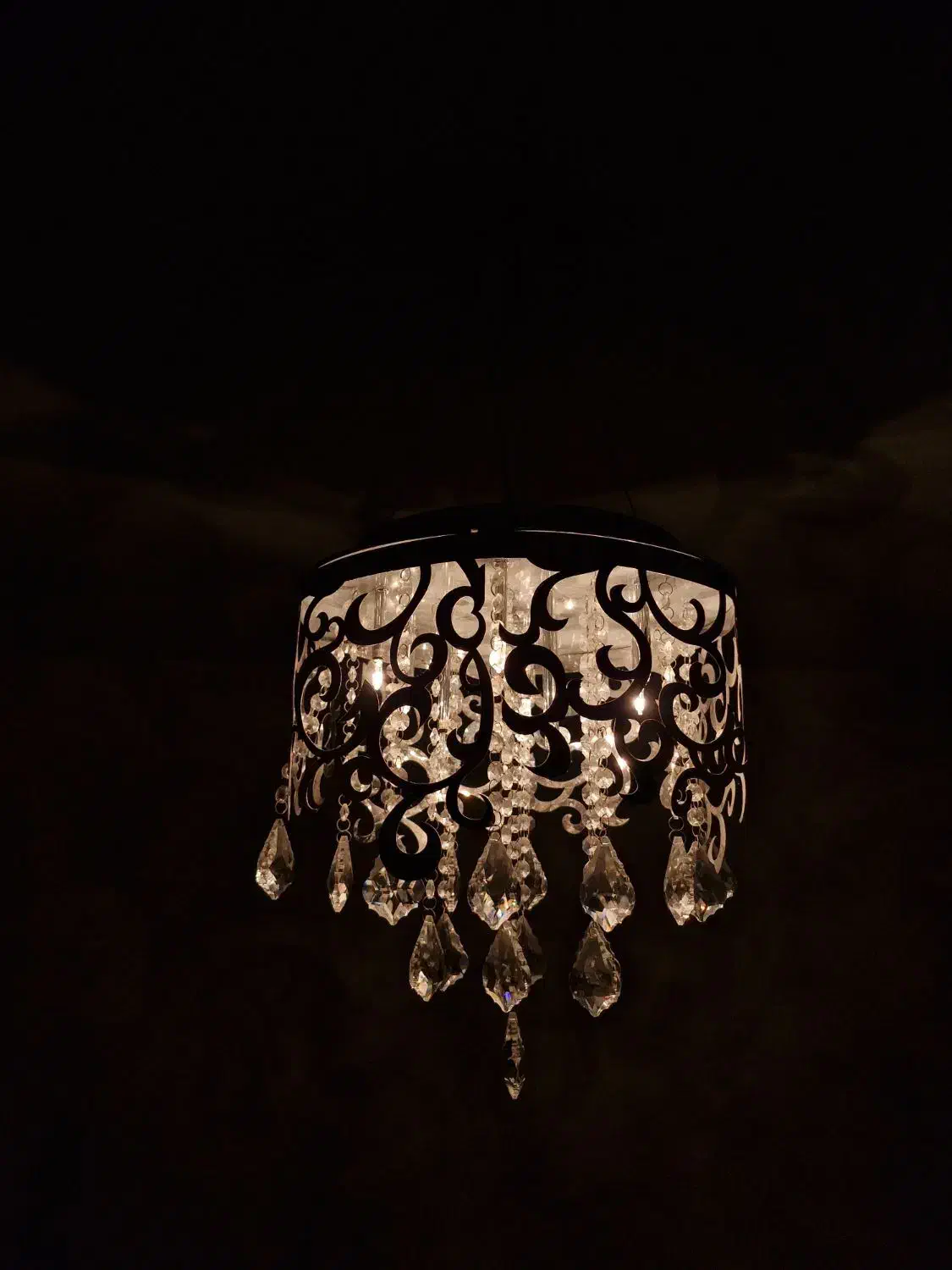 لوستر سقفی بسیار شیک|لوستر و چراغ آویز|پرند, فاز ۶|دیوار