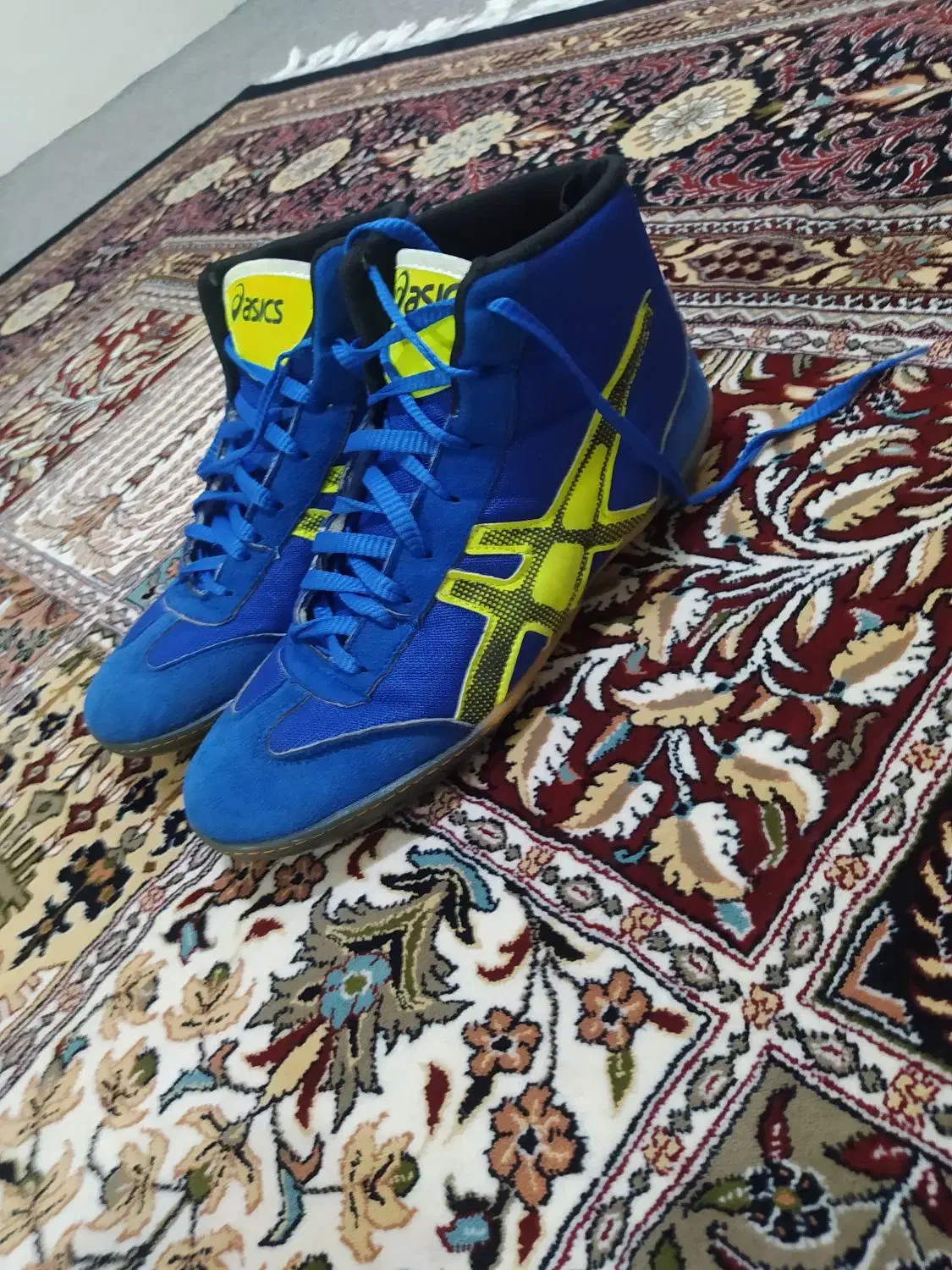 لباس و کفش کشتی|تجهیزات ورزشی|دوگنبدان, |دیوار