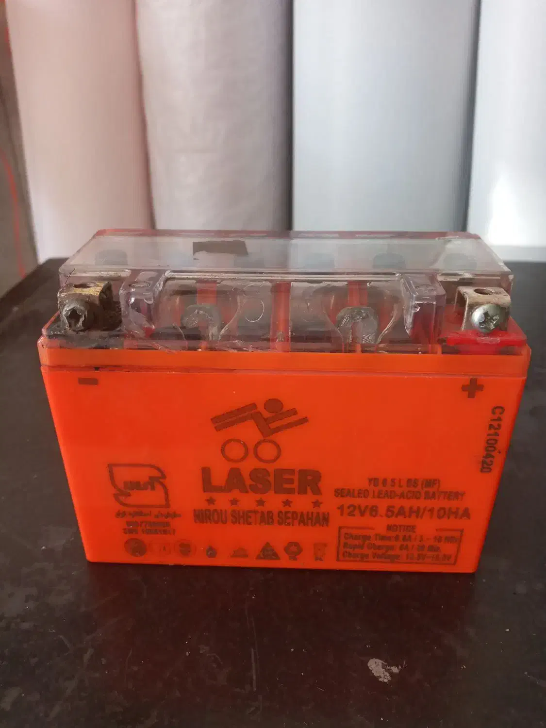 باطری هندا ۱۲۵ خطر عقب راهنمای ال ای دی|قطعات یدکی و لوازم جانبی|شیراز, نارنجستان|دیوار