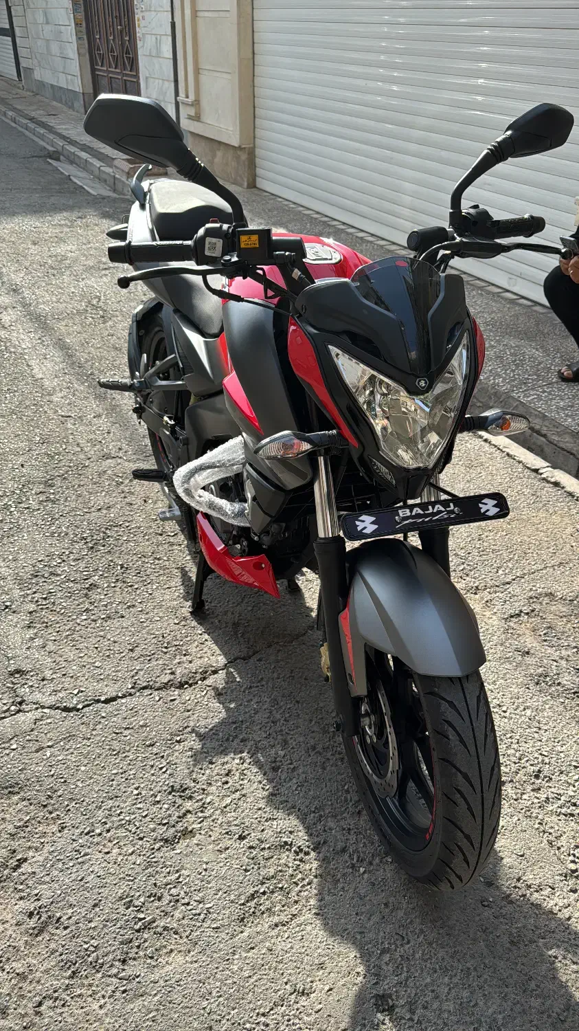 Ns 200|موتورسیکلت|تهران, اوین|دیوار