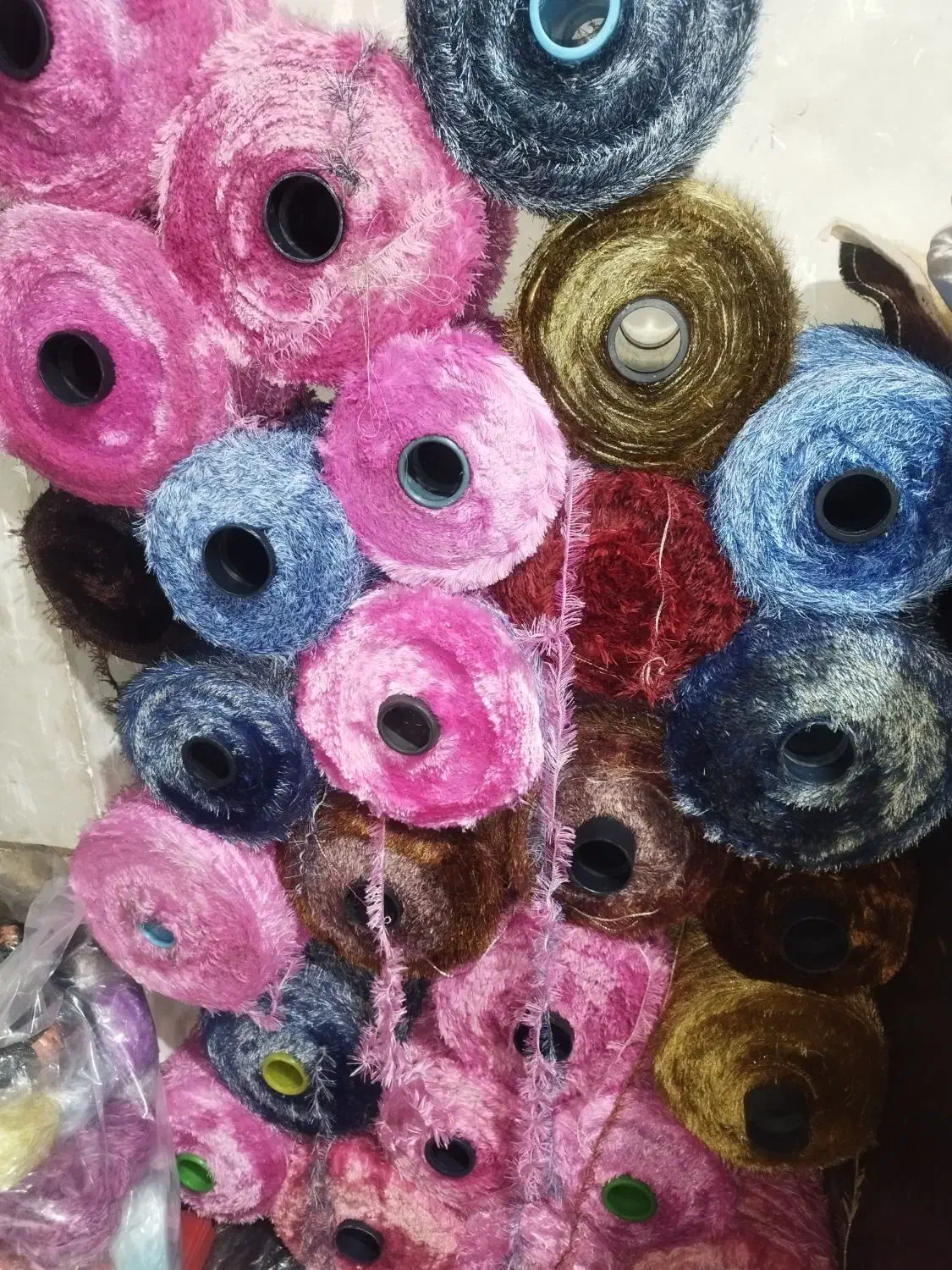 کاموا یوموش اسپرت کلاف صد گرمی|لوازم خیاطی و بافتنی|قم, ولیعصر|دیوار