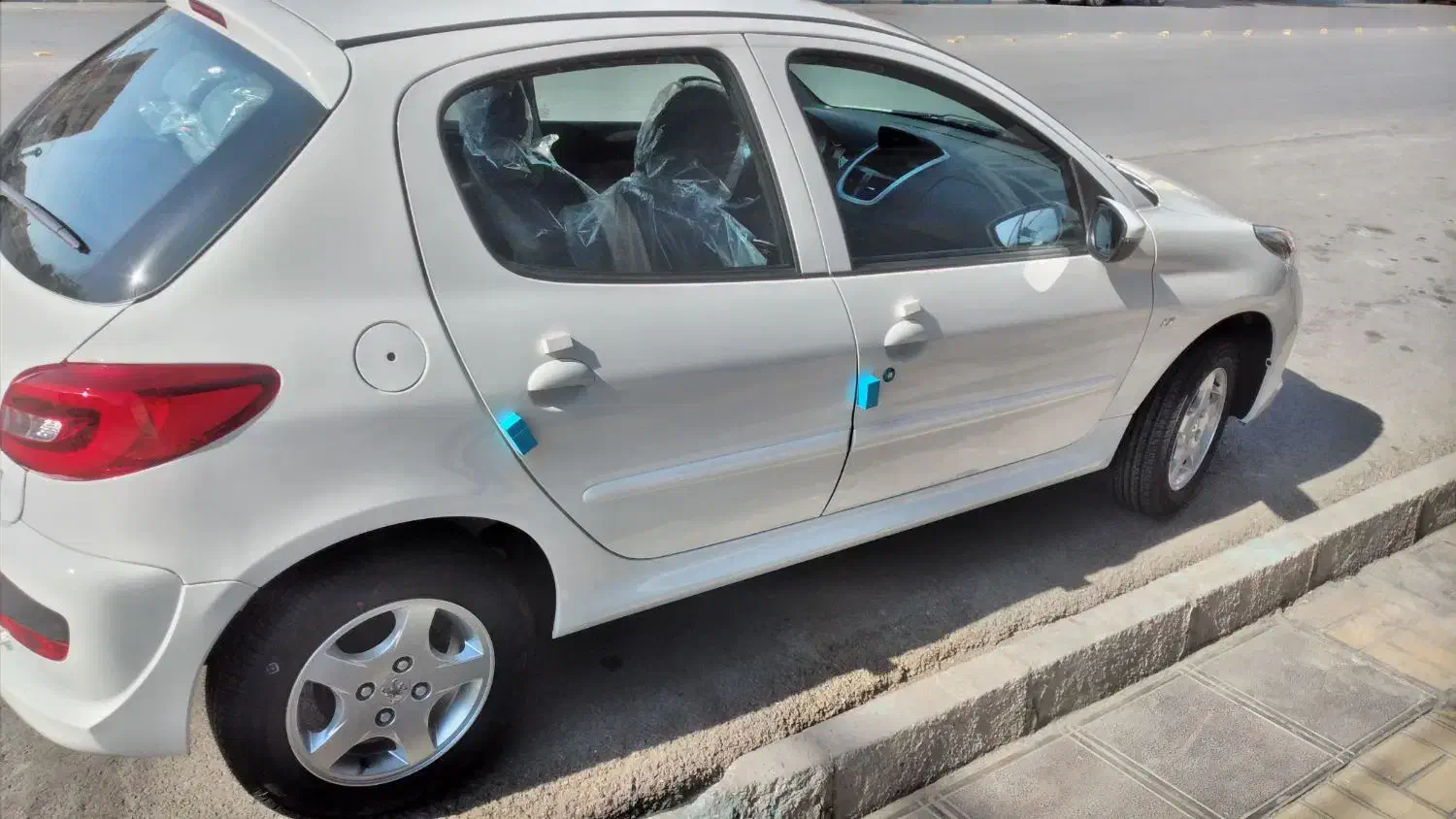 207خشک ،1404TU3|خودرو سواری و وانت|ایلام, |دیوار