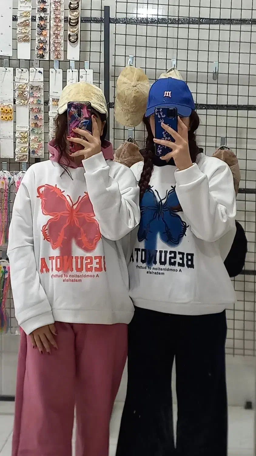 داخل کوچه رو به رو بانک ملت|لباس|دهلران, |دیوار