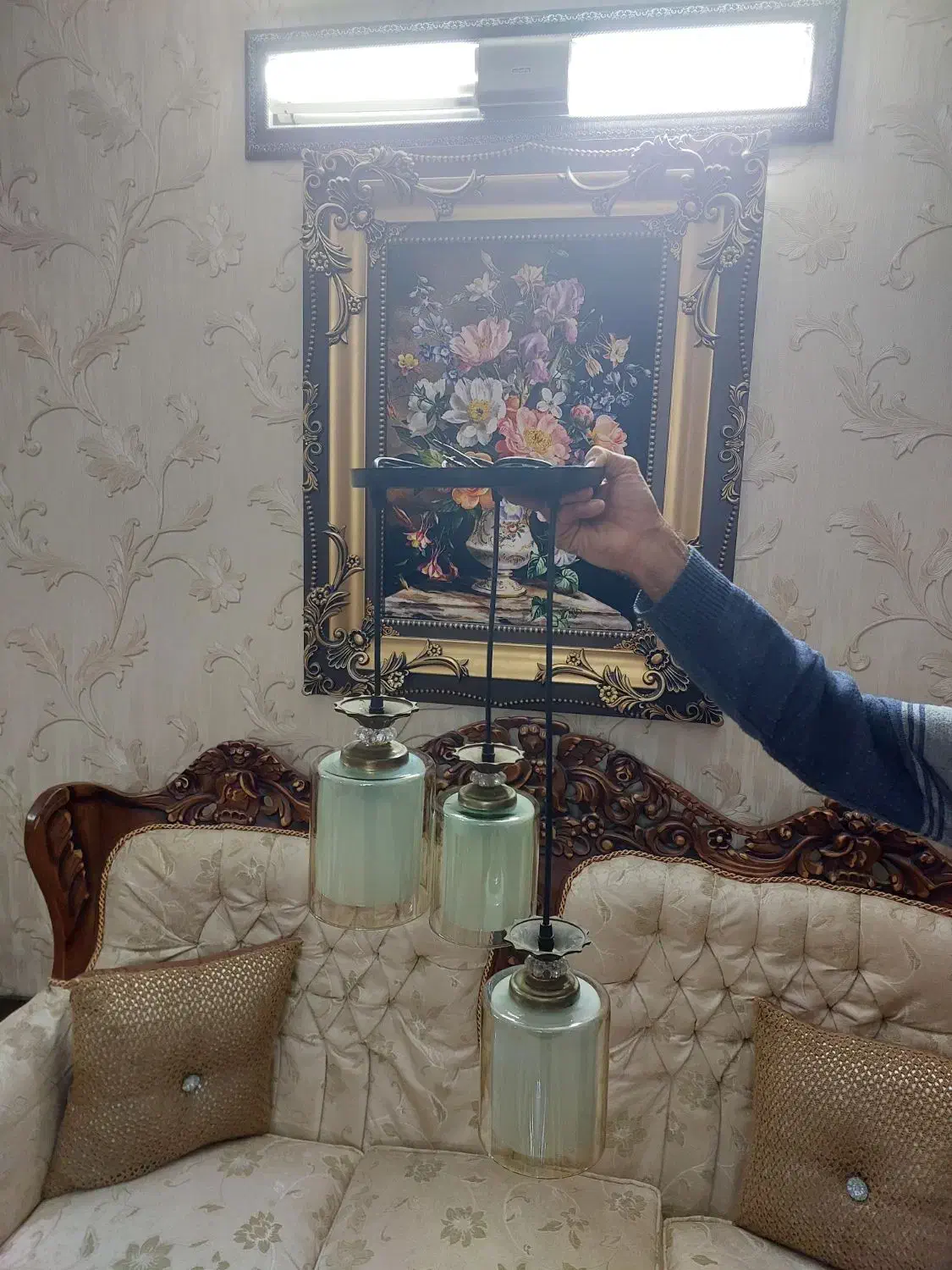 لوستر ۳ شاخه|لوستر و چراغ آویز|مشهد, نیروی هوایی|دیوار