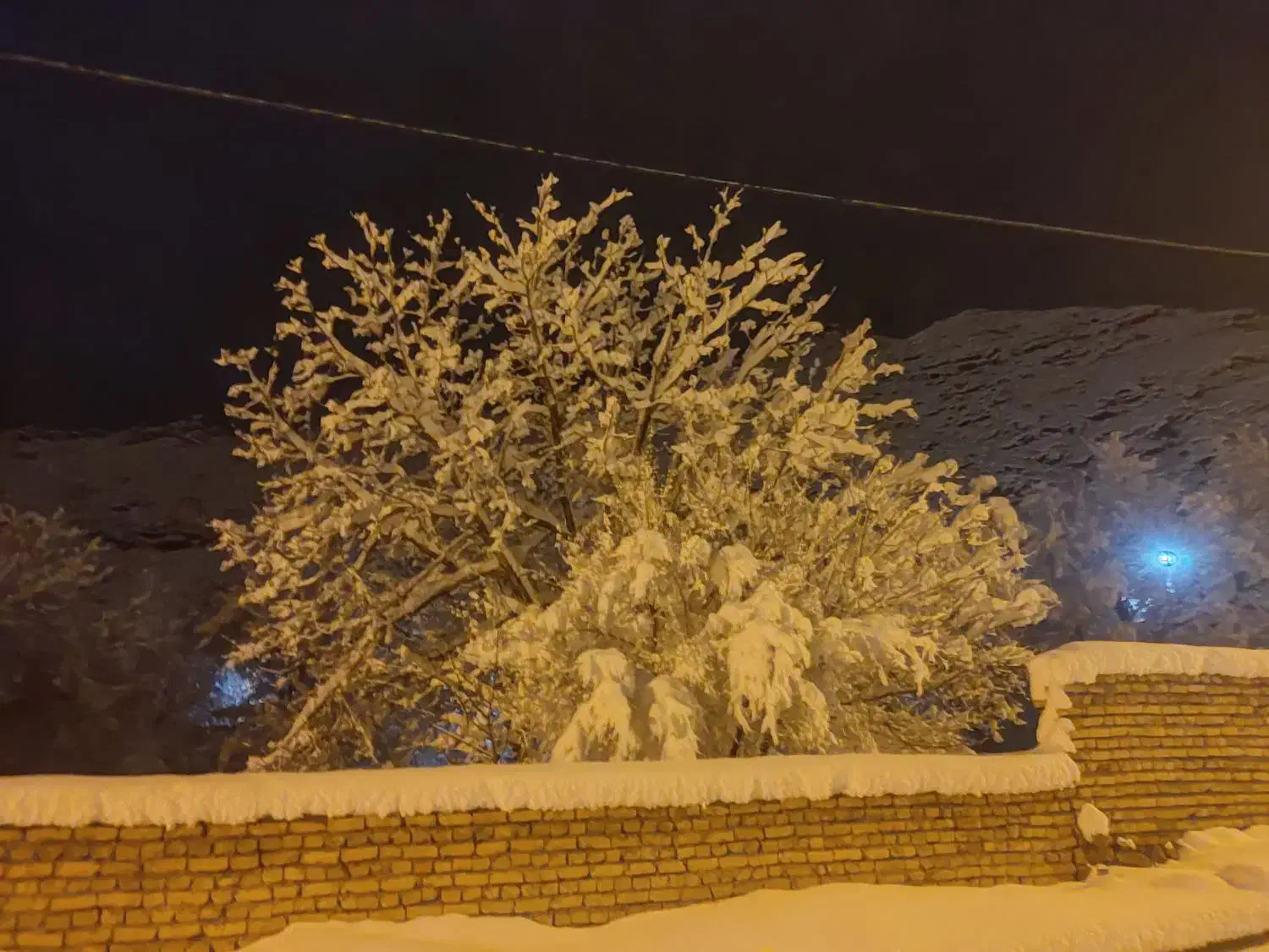 طبیعت گردی|کوهنوردی و کمپینگ|یزد, |دیوار