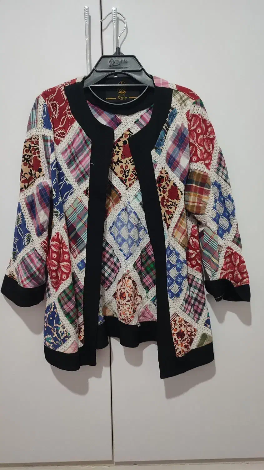 لباس|لباس|کنگاور, |دیوار