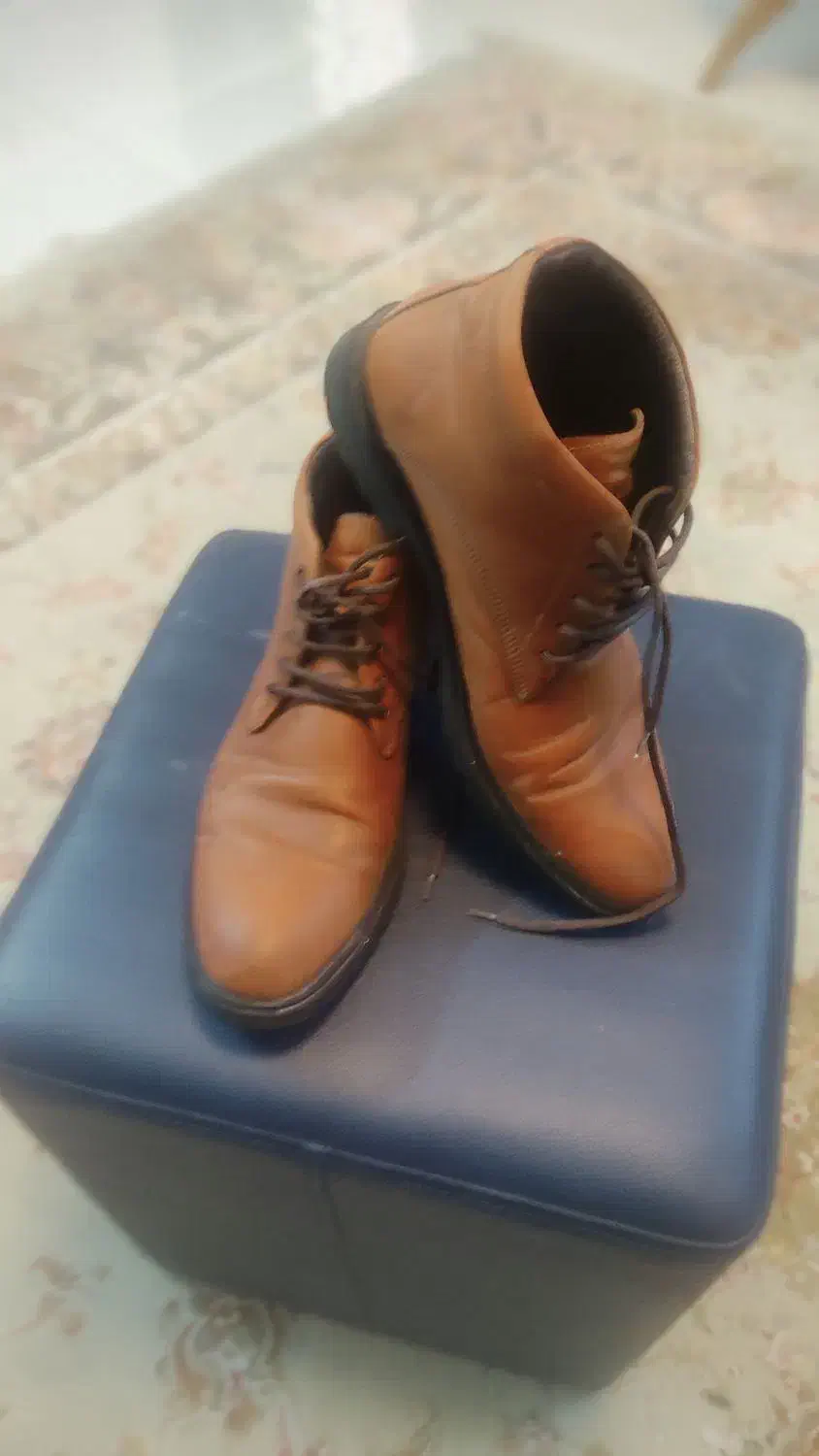 دو جفت کفش چرم طبیعی نیم بوت خارجی|کیف، کفش، کمربند|مشهد, فرهنگیان (شهرک غرب)|دیوار