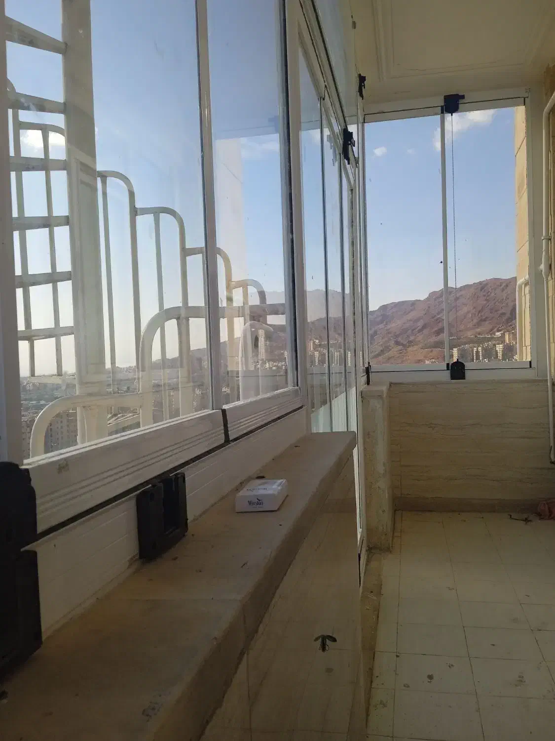 بالکن شیشه ای ریلی رایکا|خدمات پیشه و مهارت|سهند, |دیوار