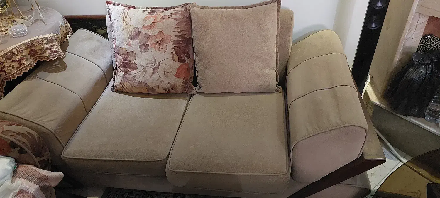 مبلمان راحتی ۷ نفره|مبلمان خانگی و میز عسلی|تهران, سازمان برنامه جنوبی|دیوار