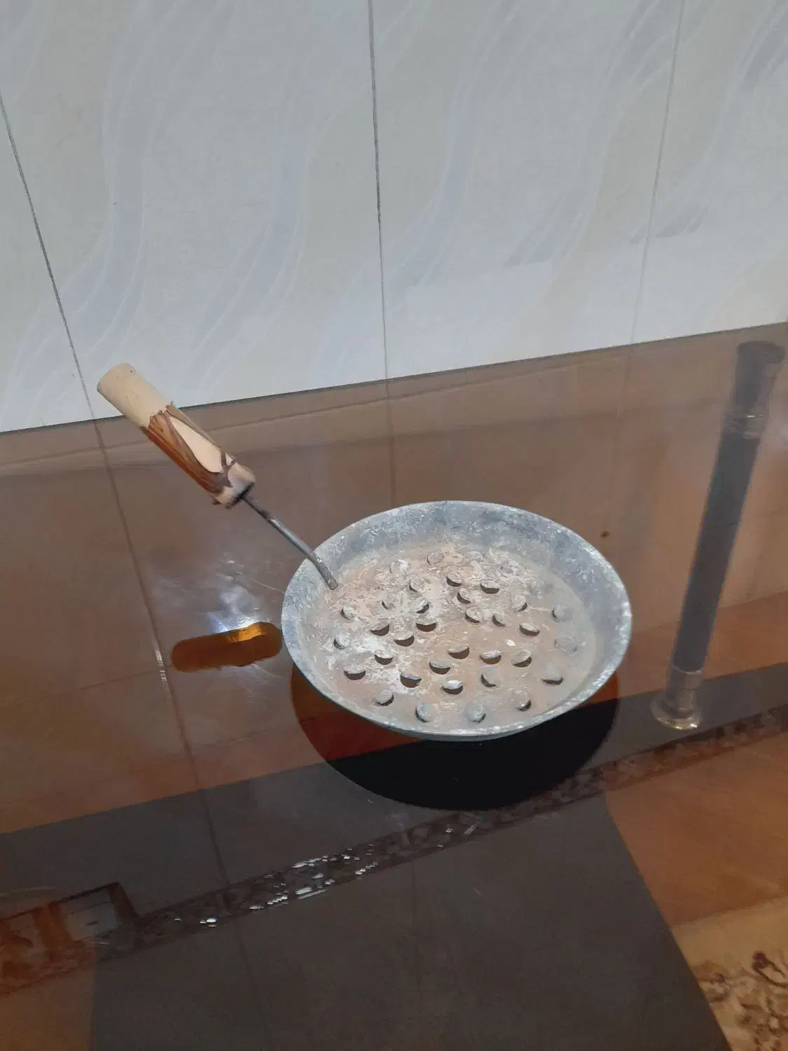 قلیون حاج اغلوی اصل با همه‌ی متعلقات|کلکسیون و سرگرمی|ایوانکی, |دیوار