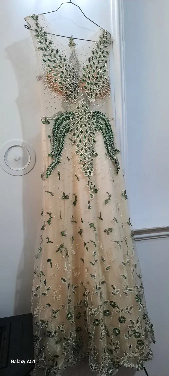 دو عدلباس مجلسی   بلند سایز ۴۴ زیبا و شیک|لباس|قم, نیروگاه|دیوار