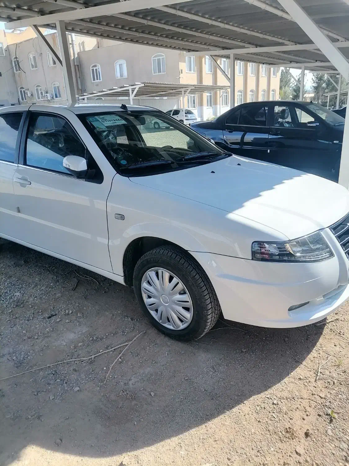 سورن پلاس 404|خودرو سواری و وانت|قم, پشت انبار نفت|دیوار