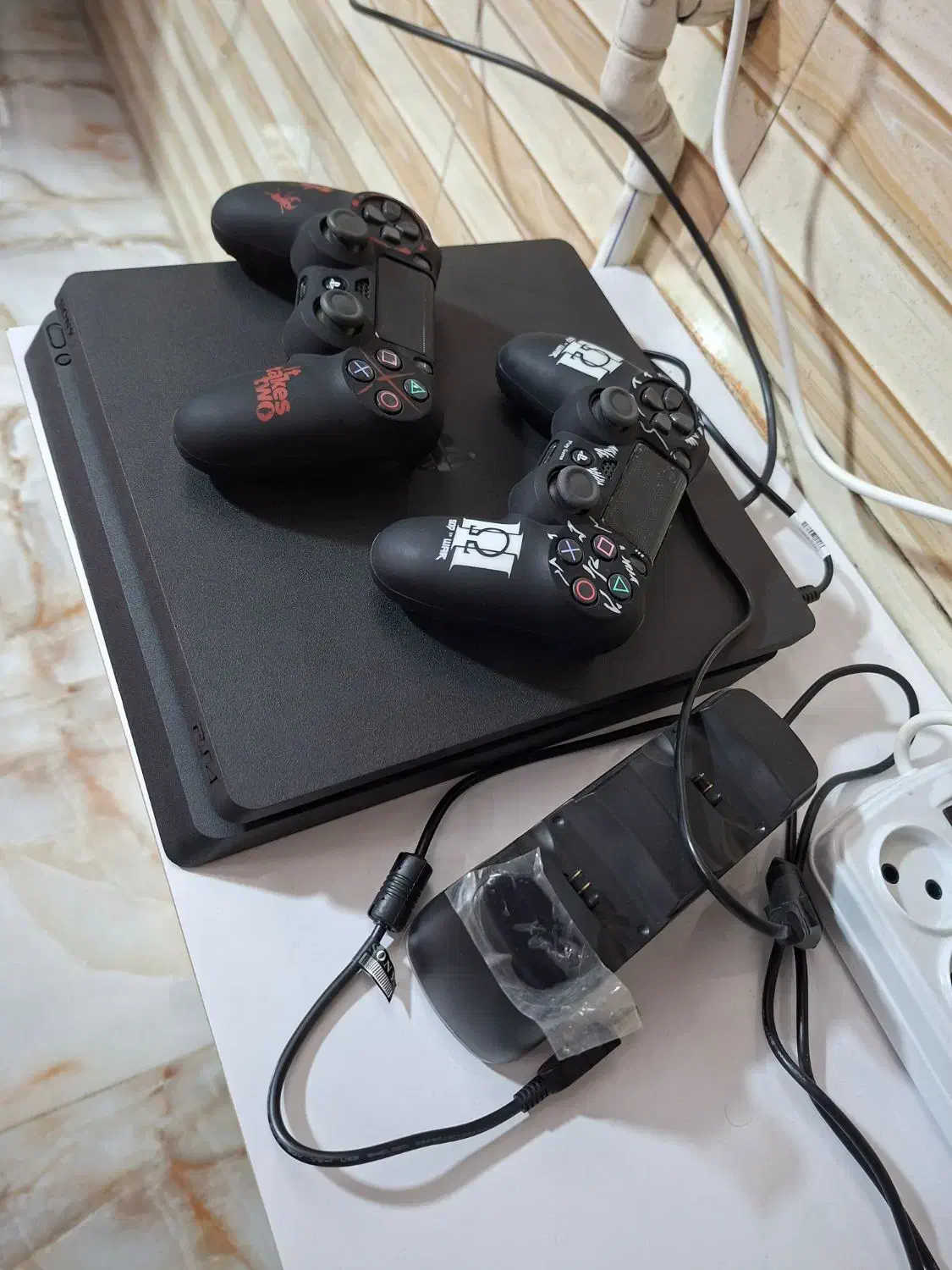ps4 سالم و کاملا نو slim|کنسول، بازی ویدئویی و آنلاین|کرمان, |دیوار