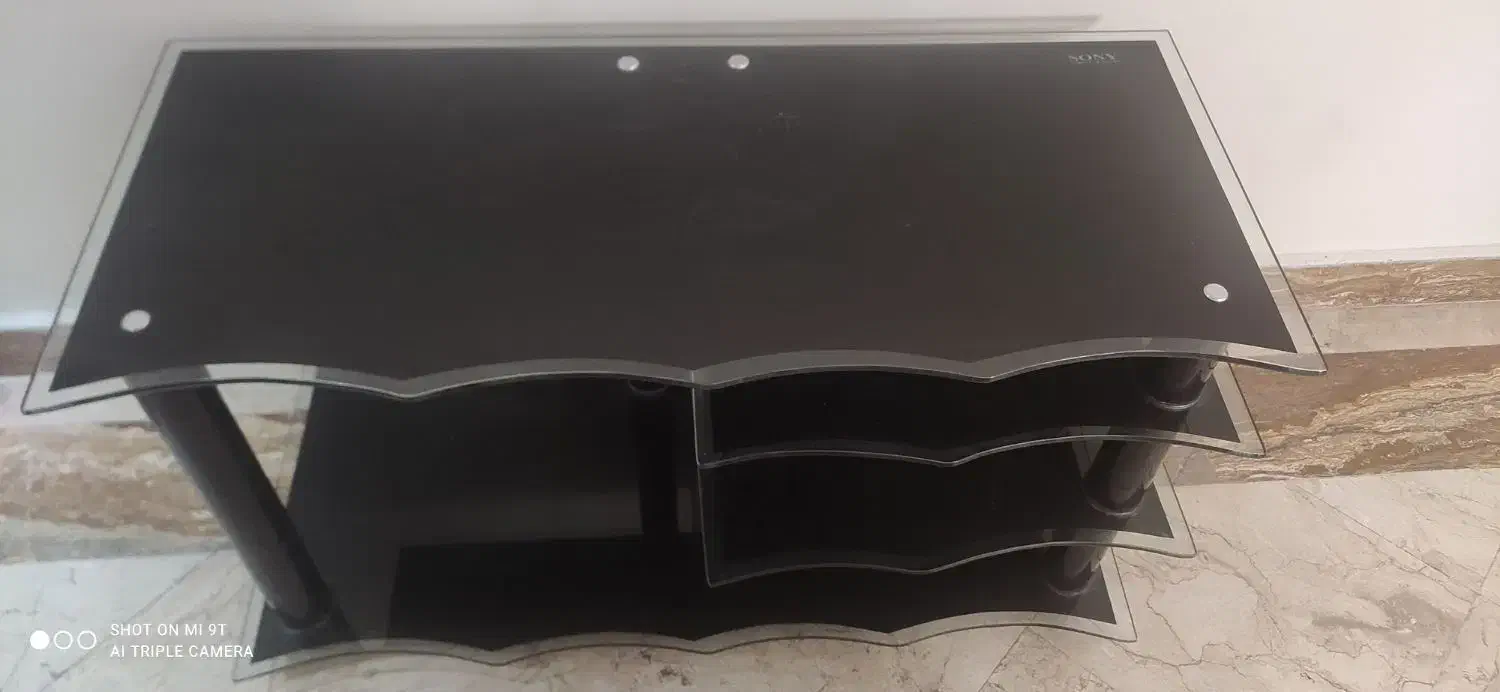 میز تلویزیون شیشه‌ای  100x 44 x 55 cm|میز تلویزیون|تهران, سردارجنگل|دیوار