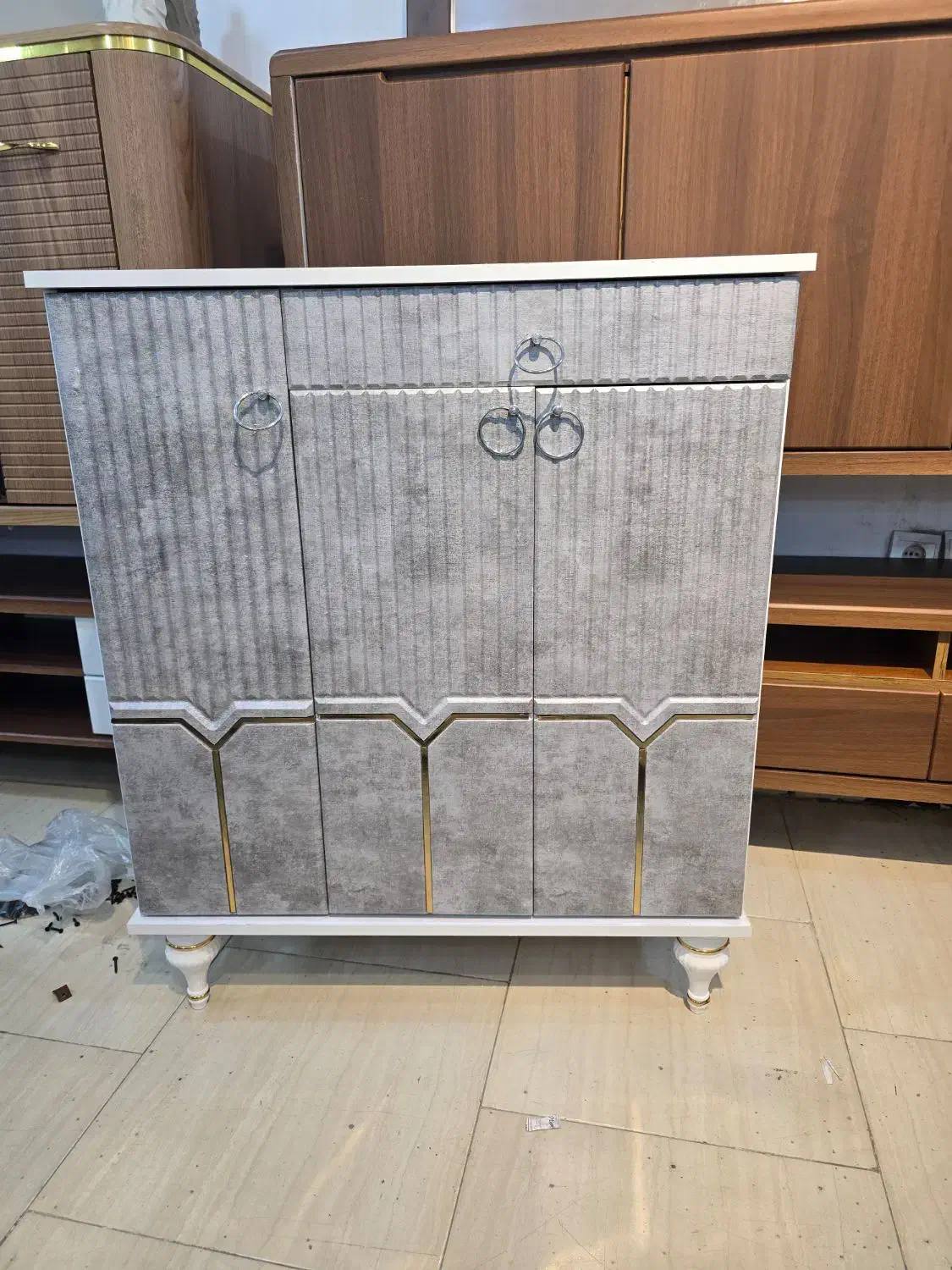 جاکفشی|جاکفشی، کمد، دراور|بندرعباس, |دیوار