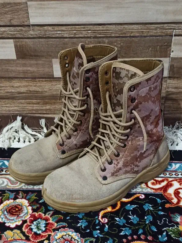 پوتین|کیف، کفش، کمربند|جهرم, |دیوار