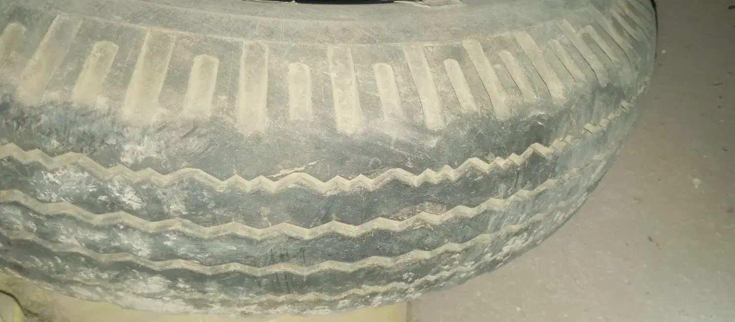 رینگ و لاستیک گلدستون ۶.۵۰ ۱۴ در حد نو|قطعات یدکی و لوازم جانبی|جوادآباد, |دیوار