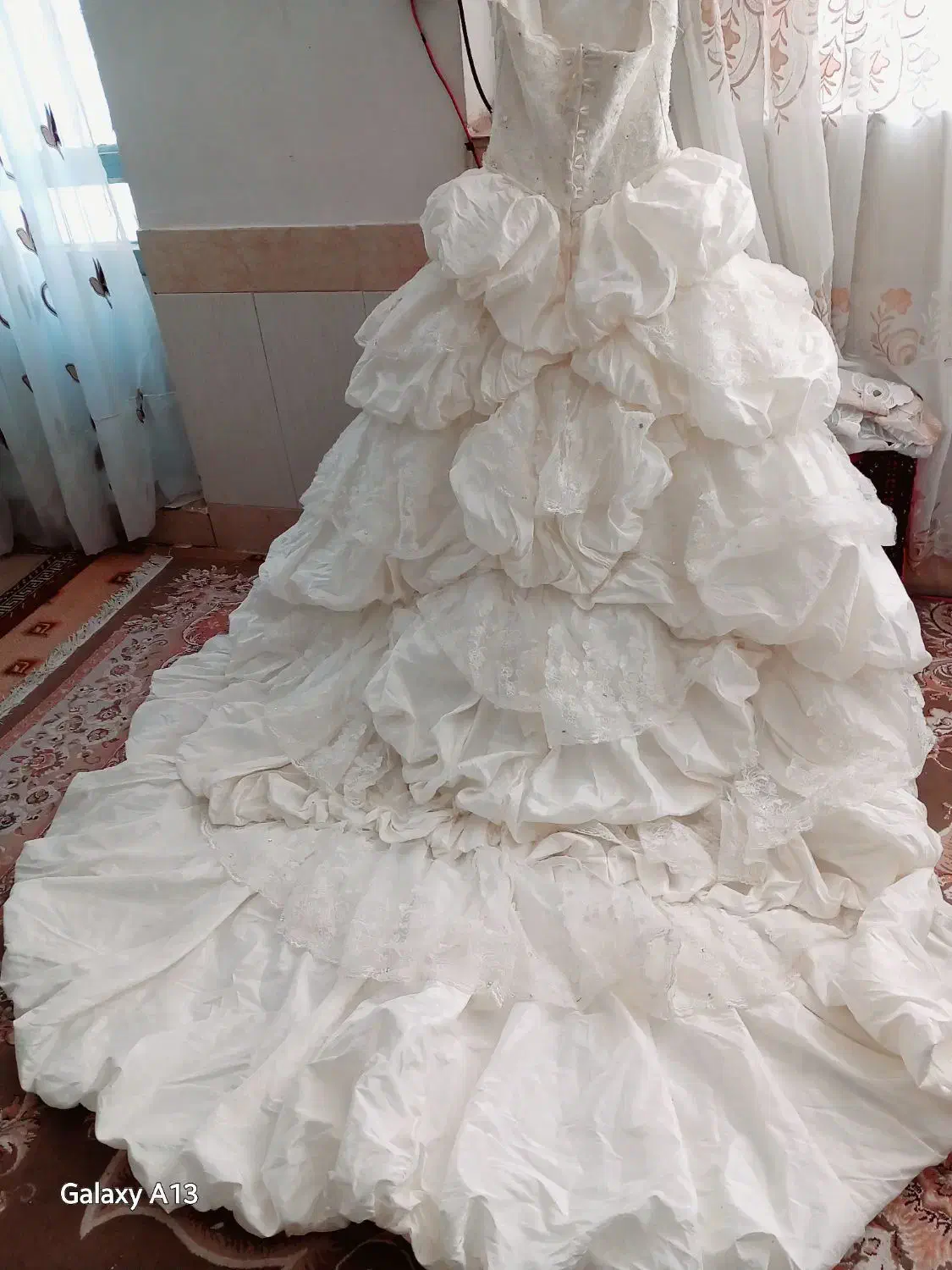 لباس عروس با دنباله بلند|لباس|بیرجند, |دیوار