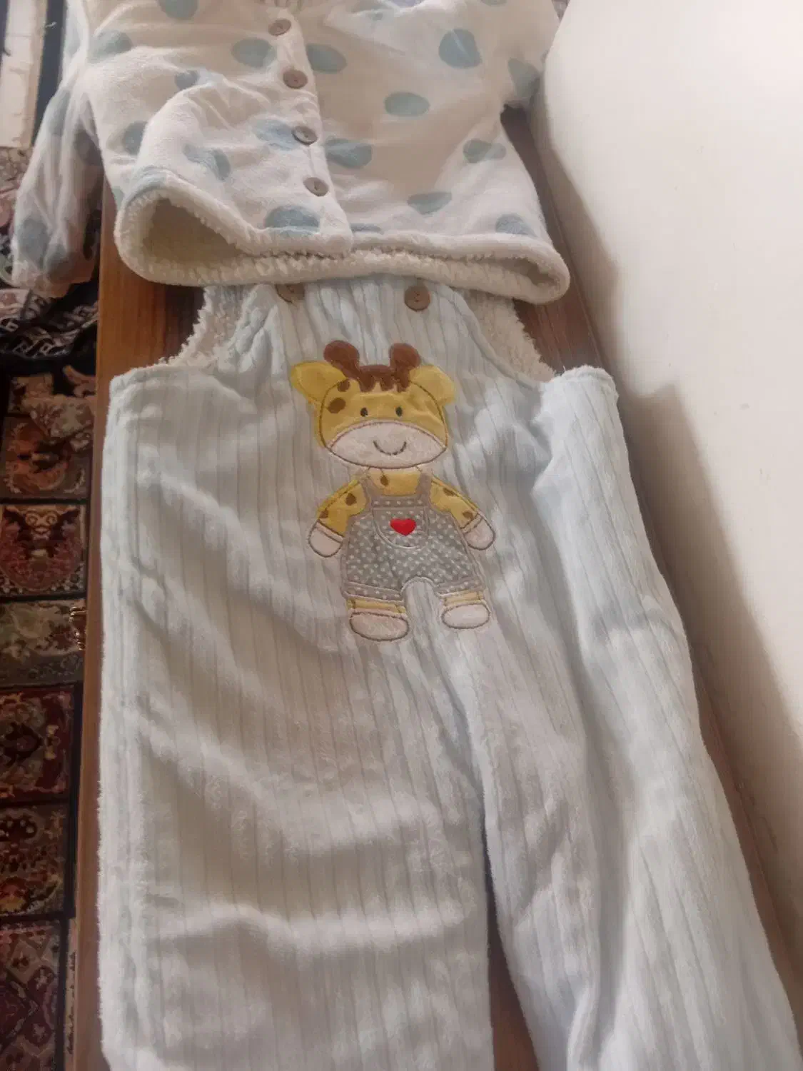 کابشن نوزادی درحدنو|کفش و لباس بچه|پاکدشت, شهرک امام رضا|دیوار