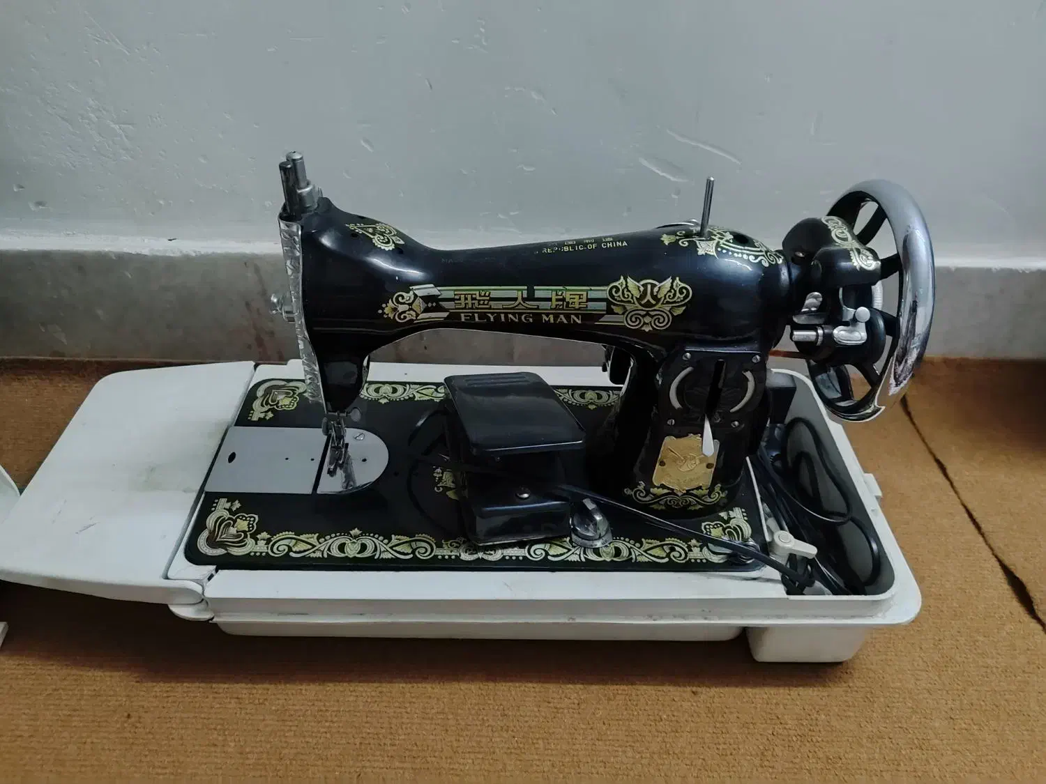 چرخ خیاطی برقی|چرخ خیاطی و ریسندگی|سبزوار, امیر کبیر|دیوار