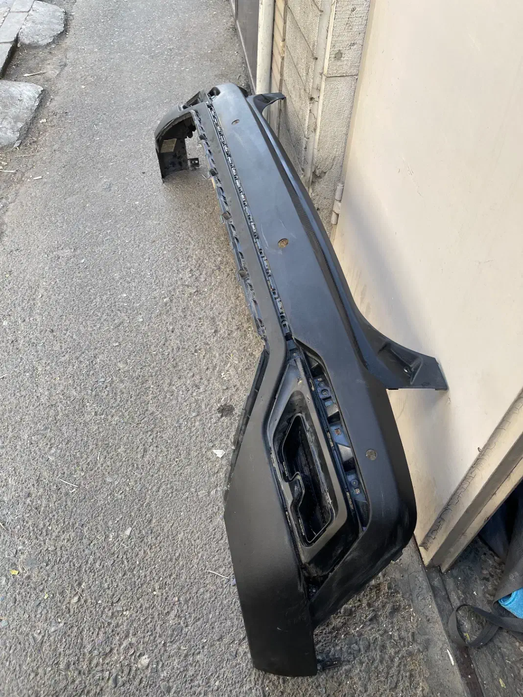 سپر عقب، سر اگزور و زه روی درب و گلگیر فونیکس Fx|قطعات یدکی و لوازم جانبی|تهران, گیشا|دیوار