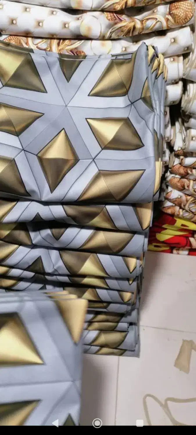 روبالشی|رختخواب، بالش، پتو|کمیجان, |دیوار