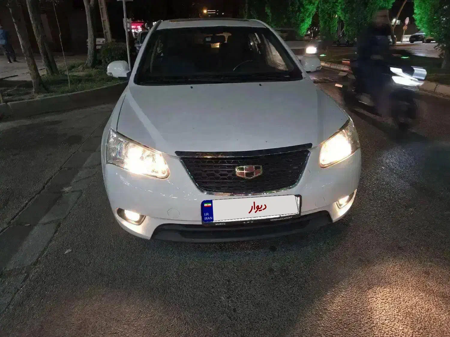 جیلی امگرند هاچبک اتومات|خودرو سواری و وانت|اصفهان, ملک‌شهر|دیوار