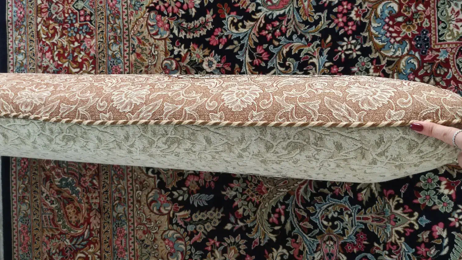 پشتی|پشتی|دورود, |دیوار