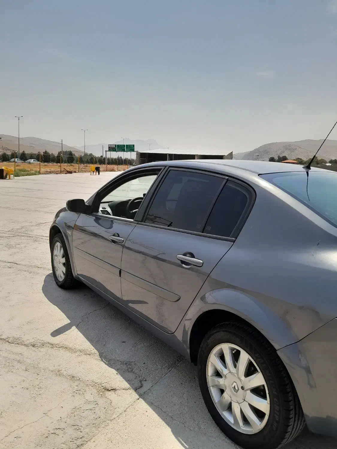 مگان 2000 اتومات 91|خودرو سواری و وانت|شیراز, سیلو|دیوار