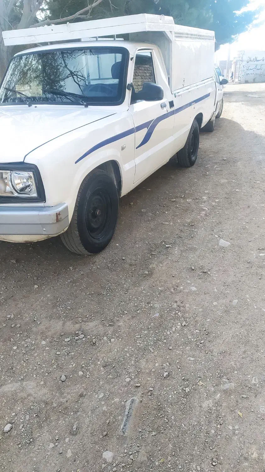 وانت مزدا|خودرو سواری و وانت|تربتحیدریه, منظر|دیوار