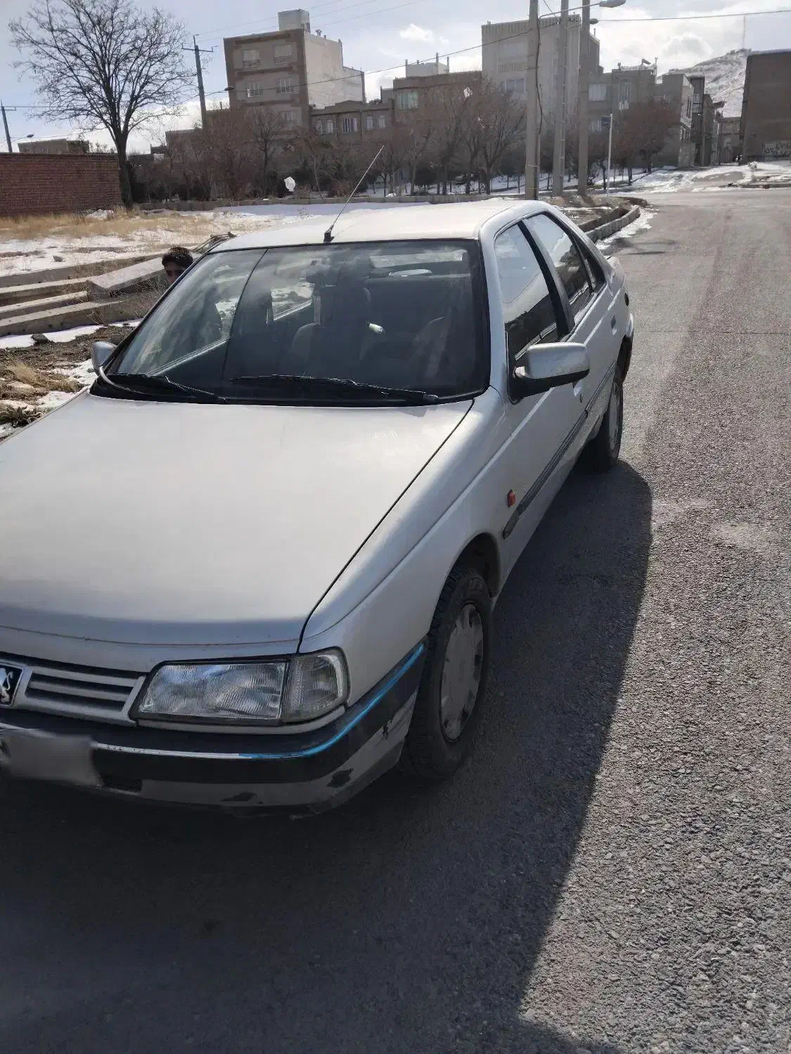 پژو ۴۰۵|خودرو سواری و وانت|قروه, |دیوار