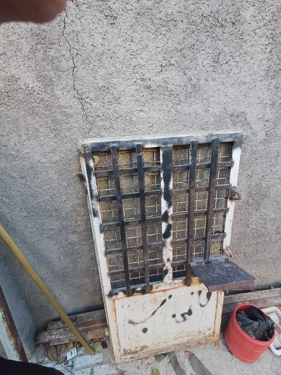 در آهنی محکم وضد سرقت واسه کبوتر|لوازم جانبی حیوانات|قوچان, |دیوار