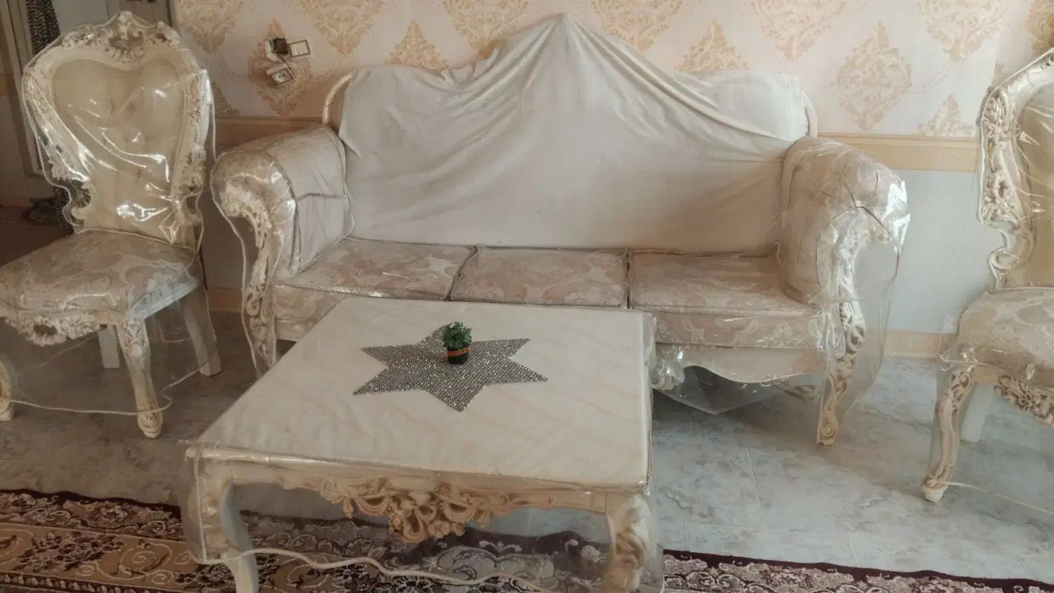 مبلمان|مبلمان خانگی و میز عسلی|اسفراین, |دیوار