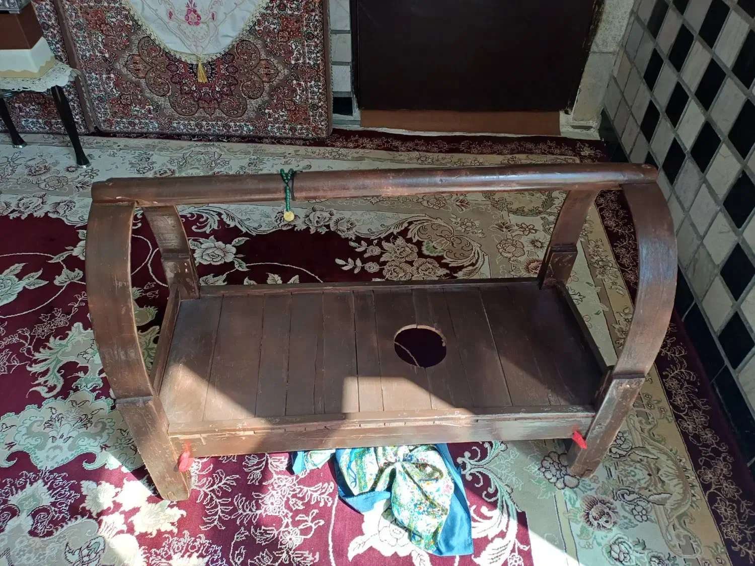 گهواره کودک|اسباب و اثاث بچه|قروه, |دیوار