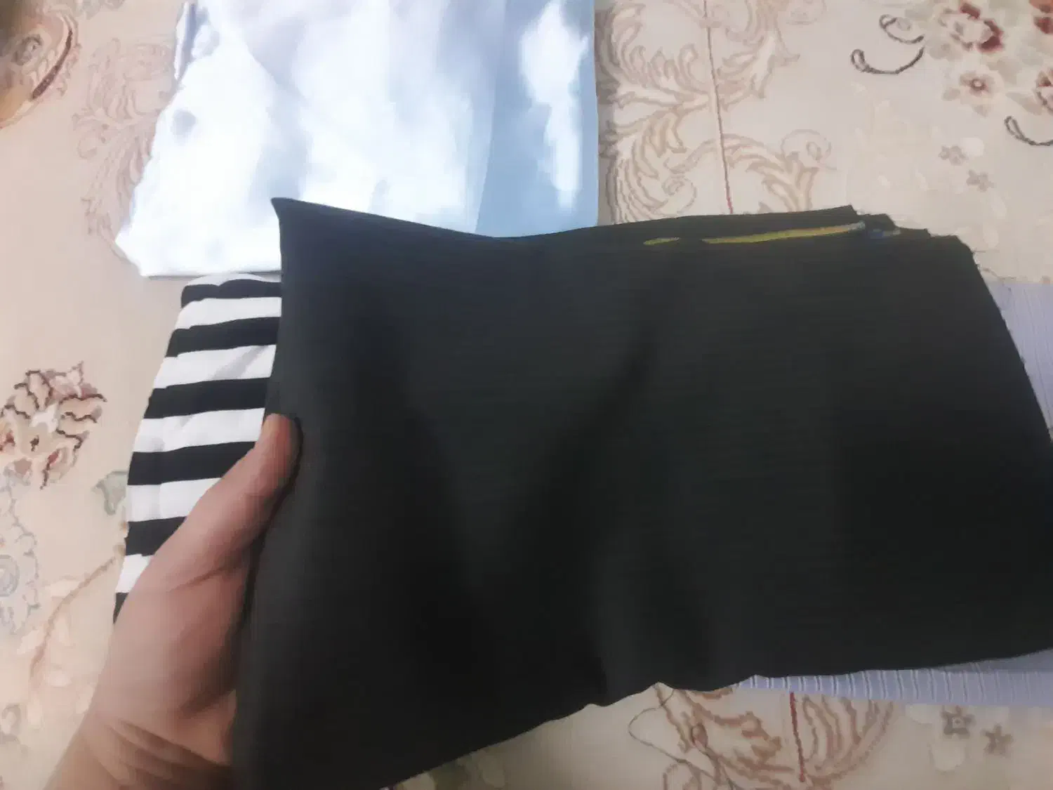 ۴ تا پارچه اعلا های ۴۰۰|لباس|ابهر, |دیوار