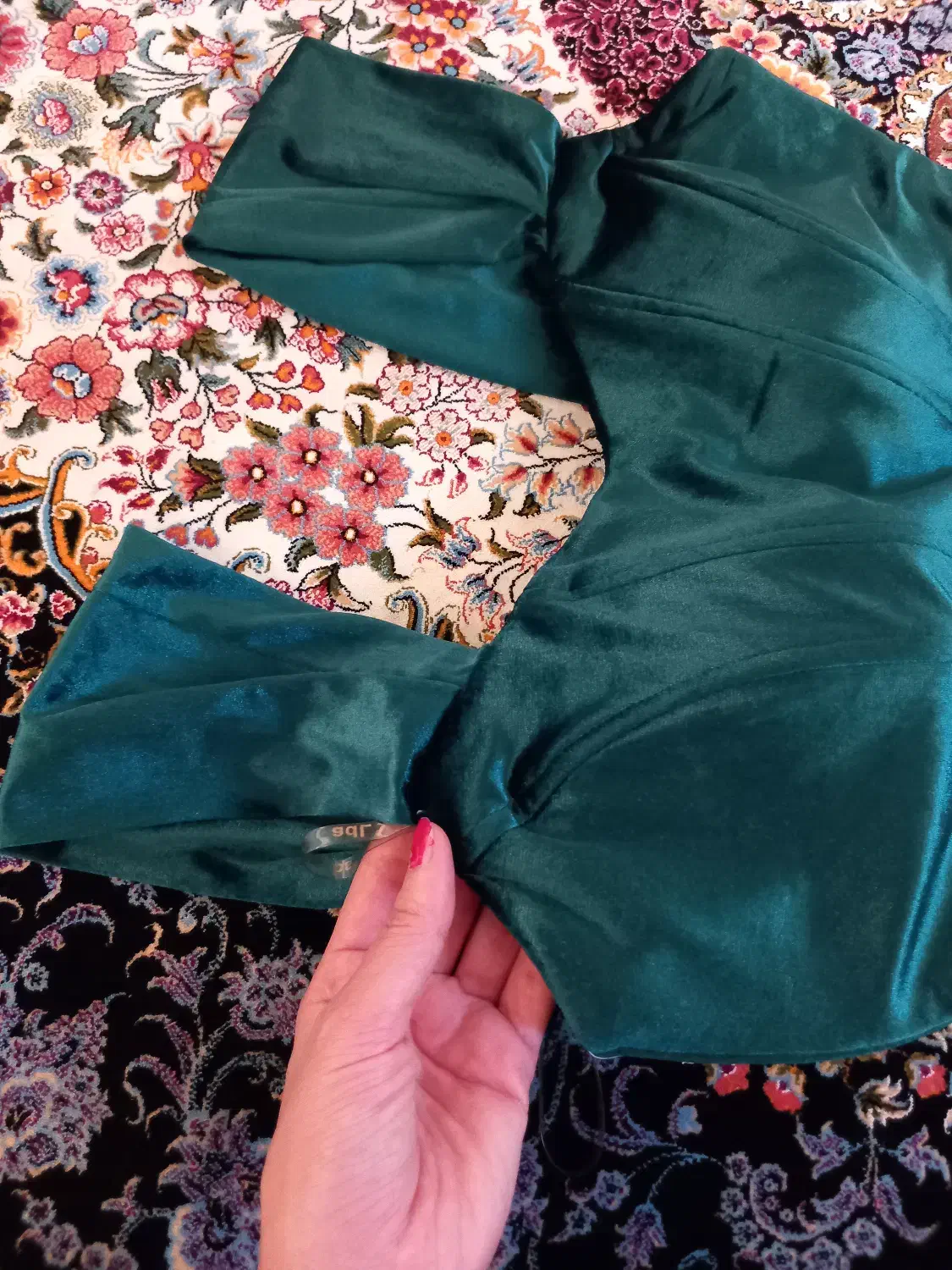 مجلسی جدید|لباس|قم, ولیعصر|دیوار