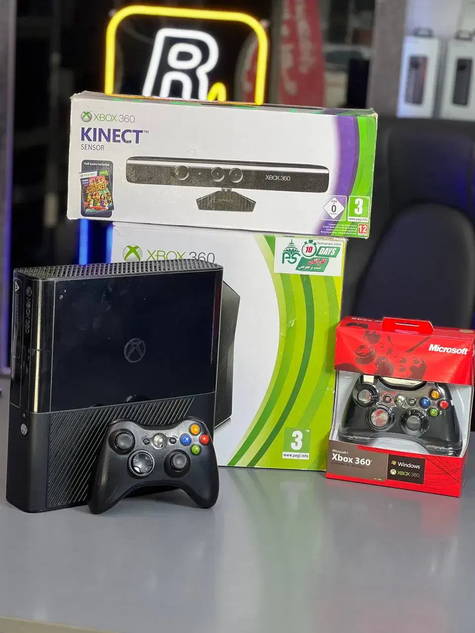 ایکس باکس ۳۶۰ سوپراسلیم|کنسول، بازی ویدئویی و آنلاین|بیرجند, |دیوار