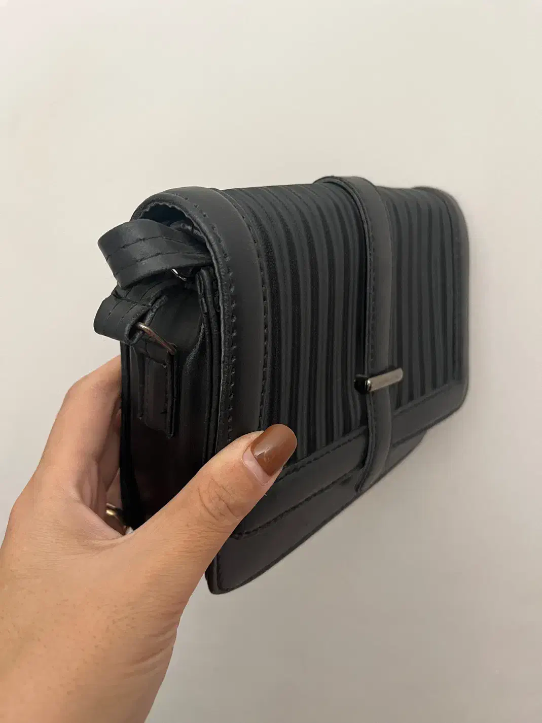 کیف دوشی کوچک|کیف، کفش، کمربند|کاشان, بهشتی|دیوار